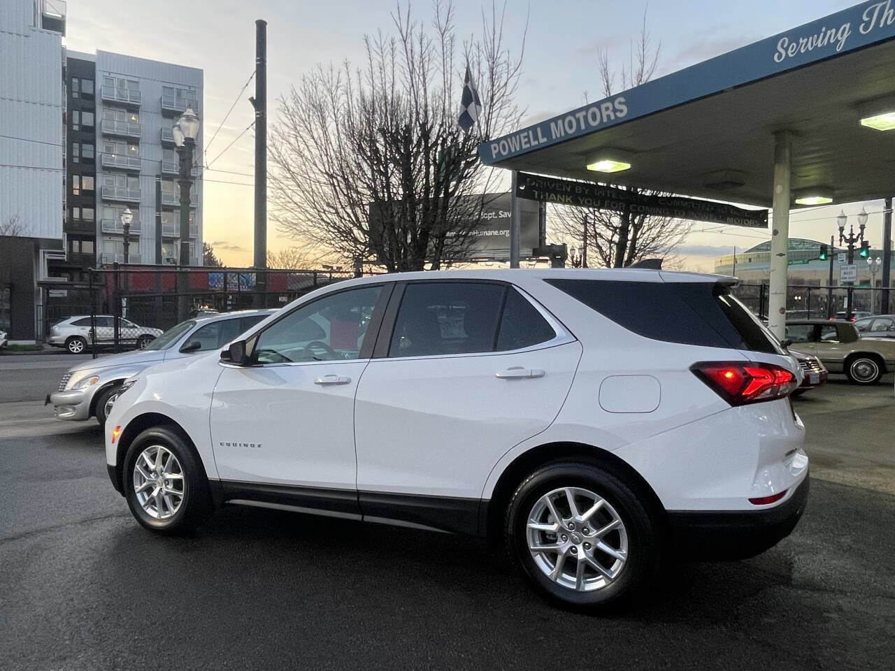 Used 2024 Chevrolet Equinox LT w/ Driver Convenience Package image 8
