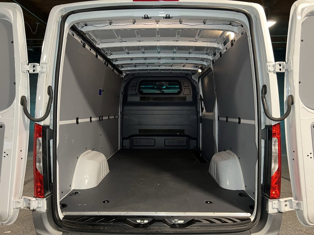 Used 2023 Mercedes-Benz Sprinter 1500 image 14