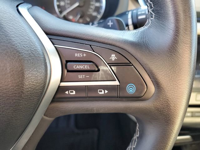 Used 2021 INFINITI QX50 Essential image 17