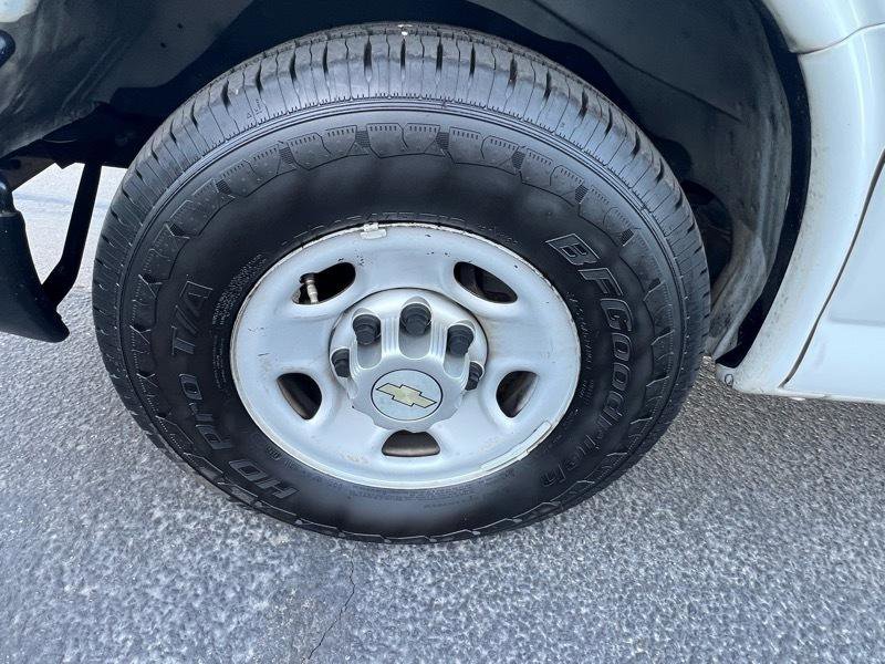 Used 2013 Chevrolet Express 2500 RWD image 11