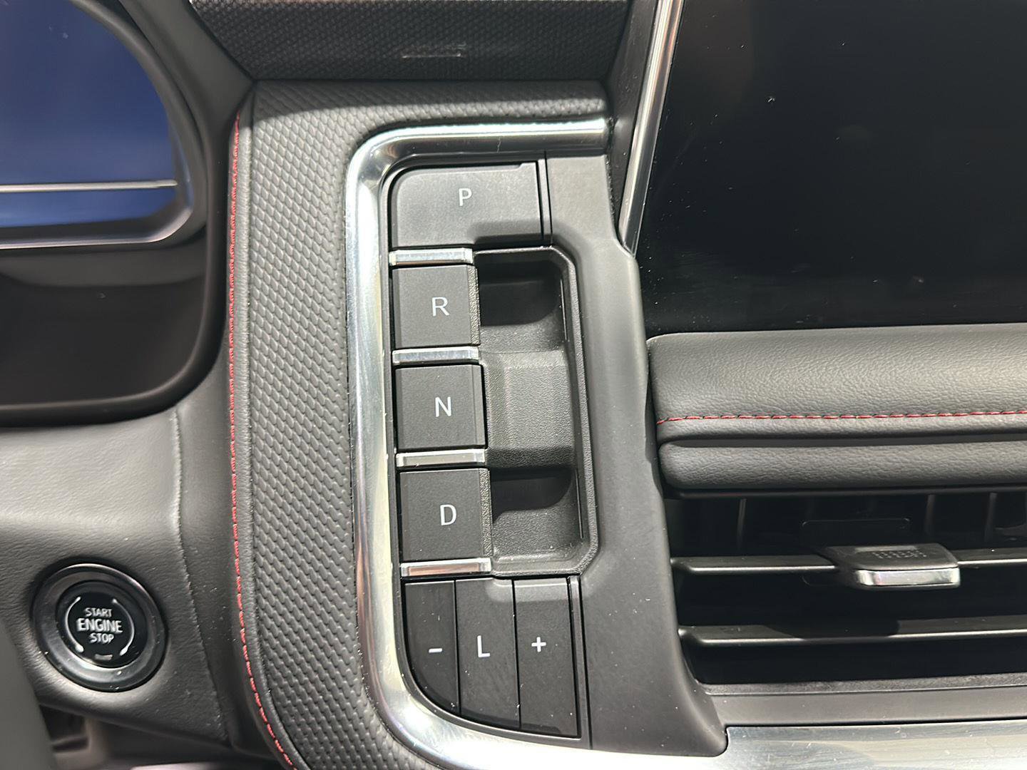 Used 2024 Chevrolet Tahoe RST w/ Luxury Package image 16