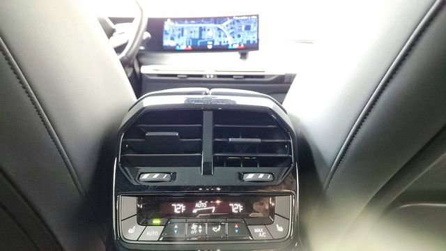 Used 2023 BMW iX M60 image 51