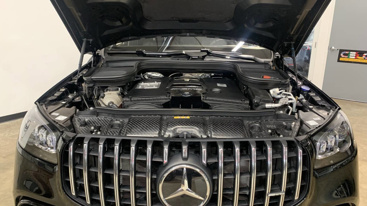 Used 2025 Mercedes-Benz GLS 63 AMG 4MATIC image 38