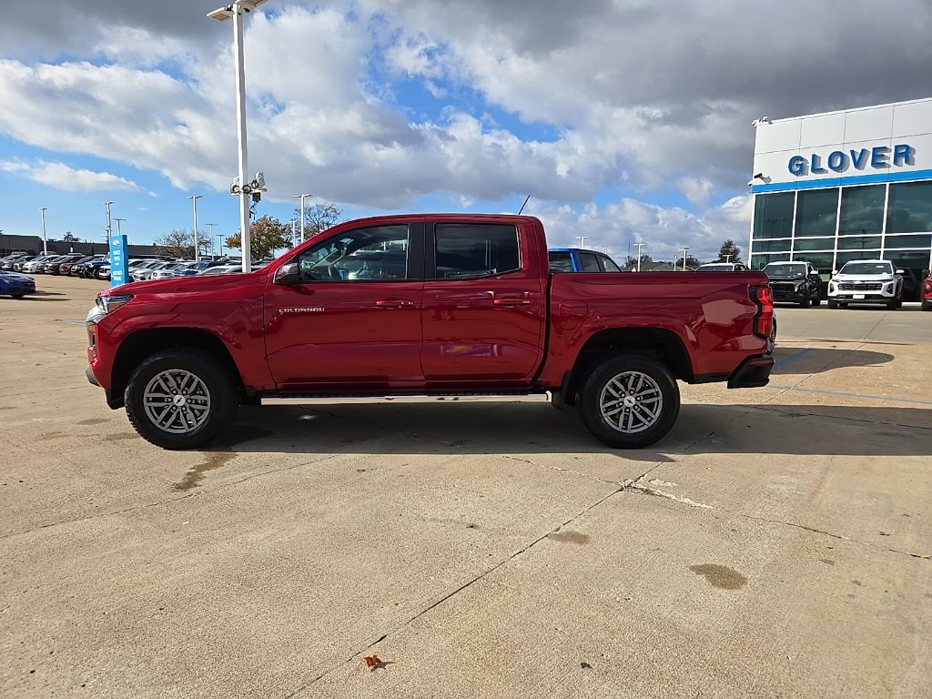 Used 2024 Chevrolet Colorado LT image 4