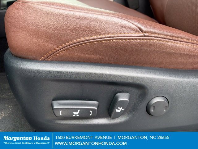 Used 2022 Toyota 4Runner Limited AWD/4WD image 15