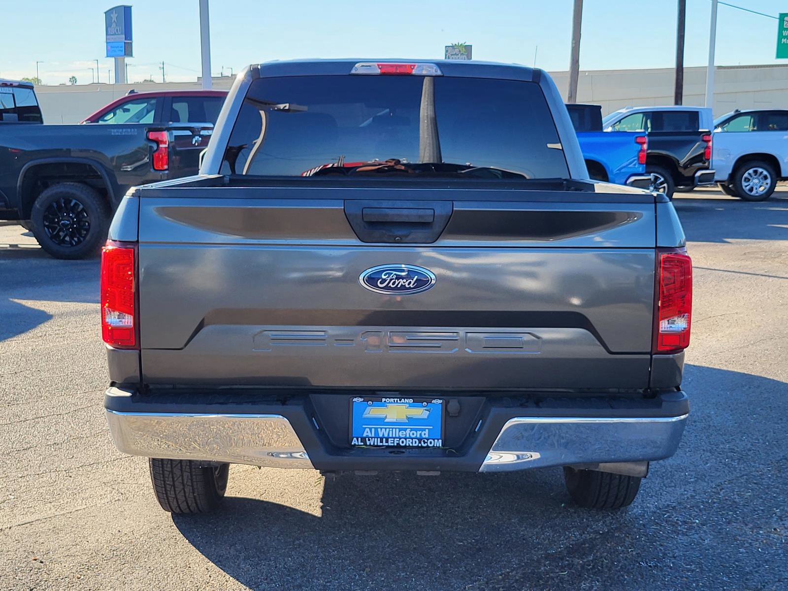 Used 2020 Ford F150 XLT image 4