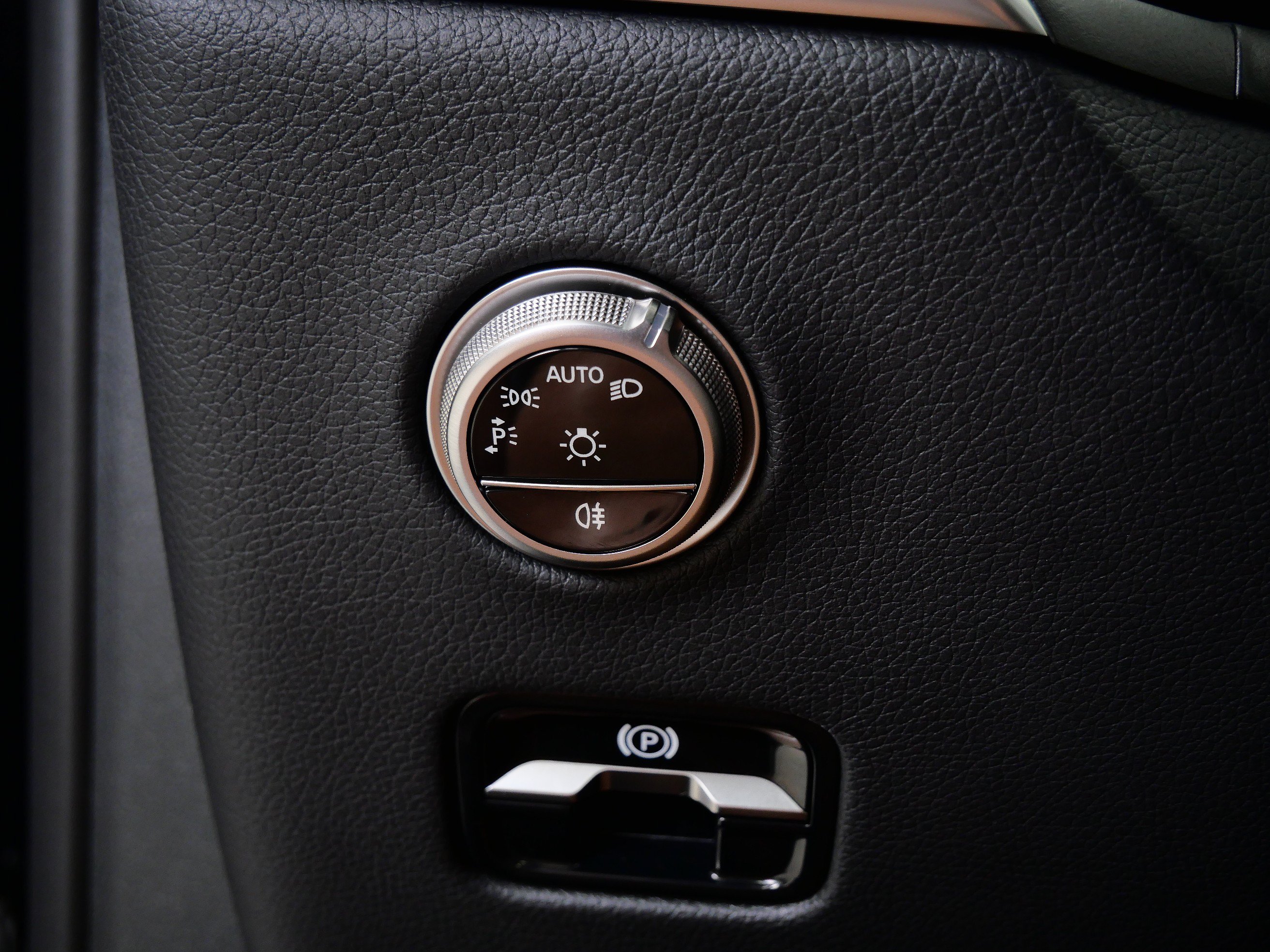 Certified 2026 Mercedes-Benz GLC 300 4MATIC image 30