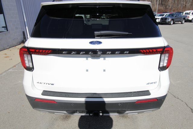 New 2025 Ford Explorer Active w/ Active Comfort Package image 6