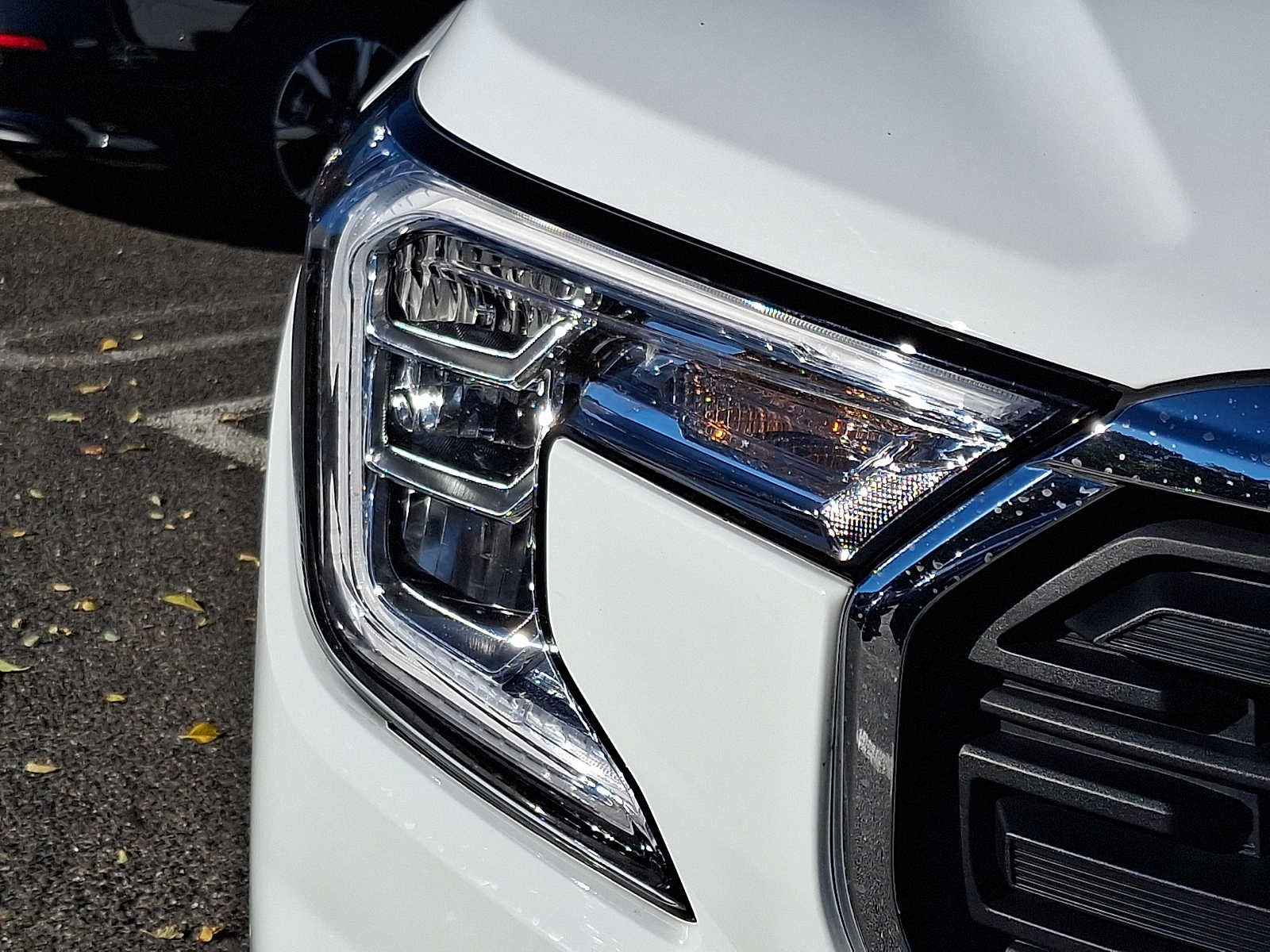 Used 2023 GMC Terrain SLE w/ Driver Convenience Package AWD/4WD image 9
