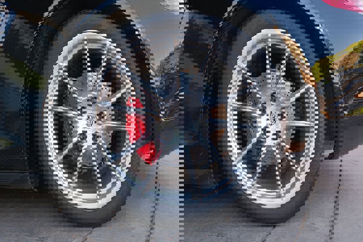 Used 2014 Porsche 911 Carrera 4S image 34