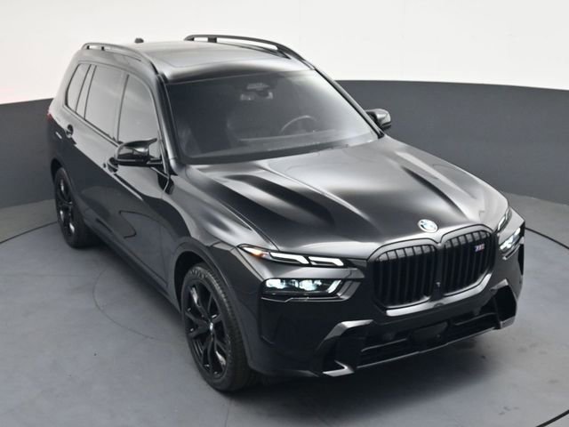 Used 2025 BMW X7 M60i AWD/4WD image 29