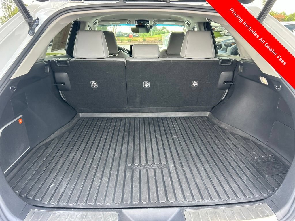 Used 2023 Toyota Venza Limited AWD/4WD image 15