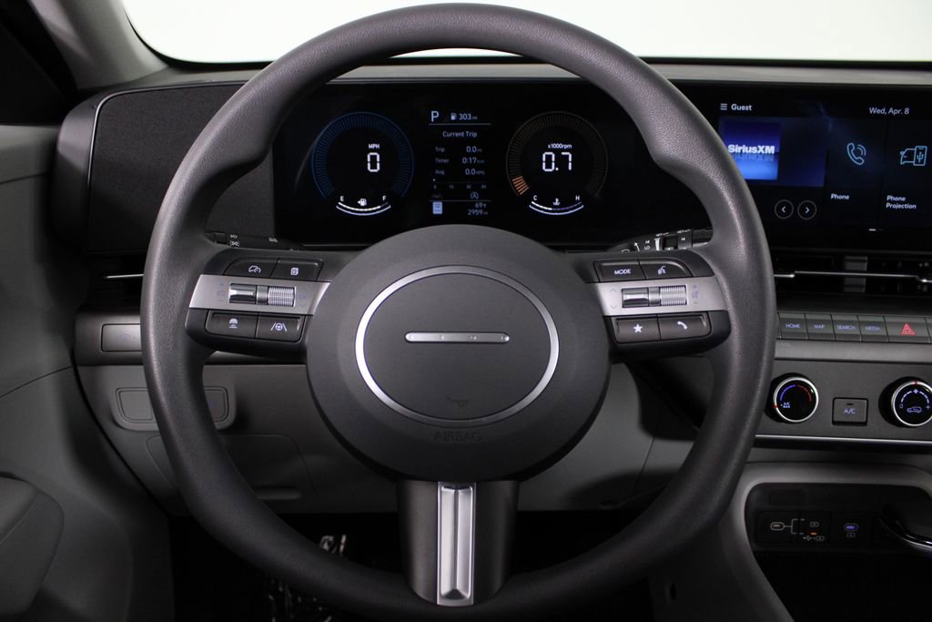 Certified 2026 Hyundai Kona SE image 10