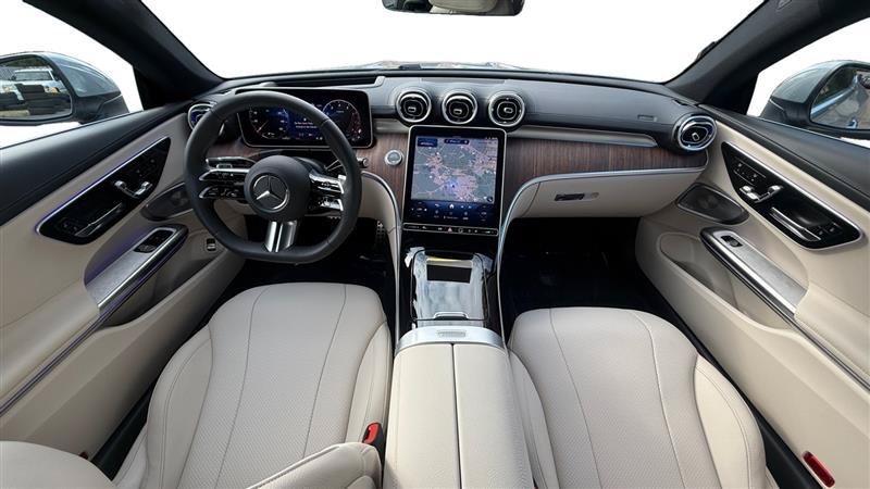 Used 2026 Mercedes-Benz CLE 450 4MATIC Coupe w/ Driver Assistance Package image 12