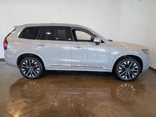 New 2026 Volvo XC90 T8 Plus w/ Protection Package Premier image 6