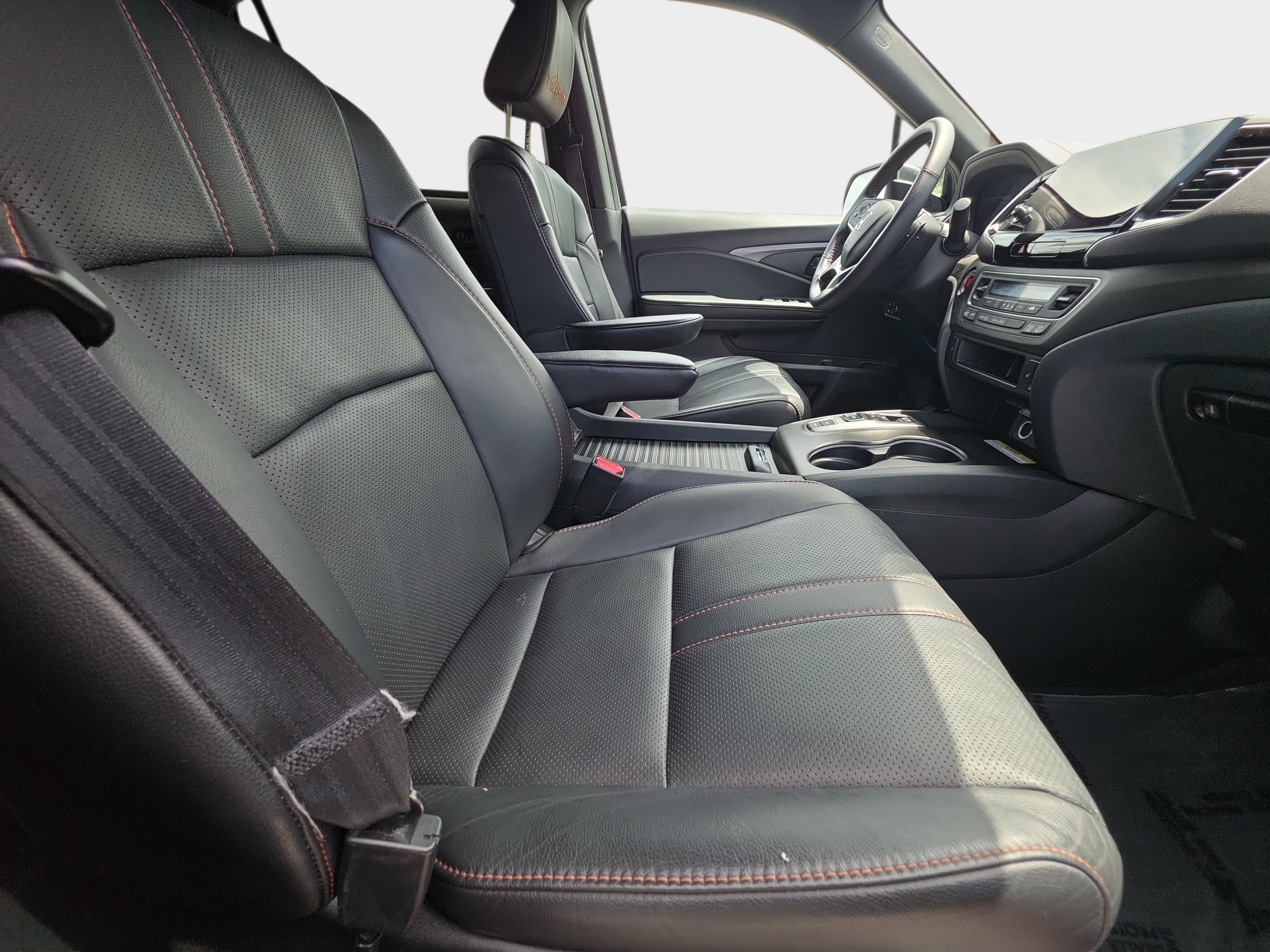 Used 2023 Honda Passport TrailSport image 10