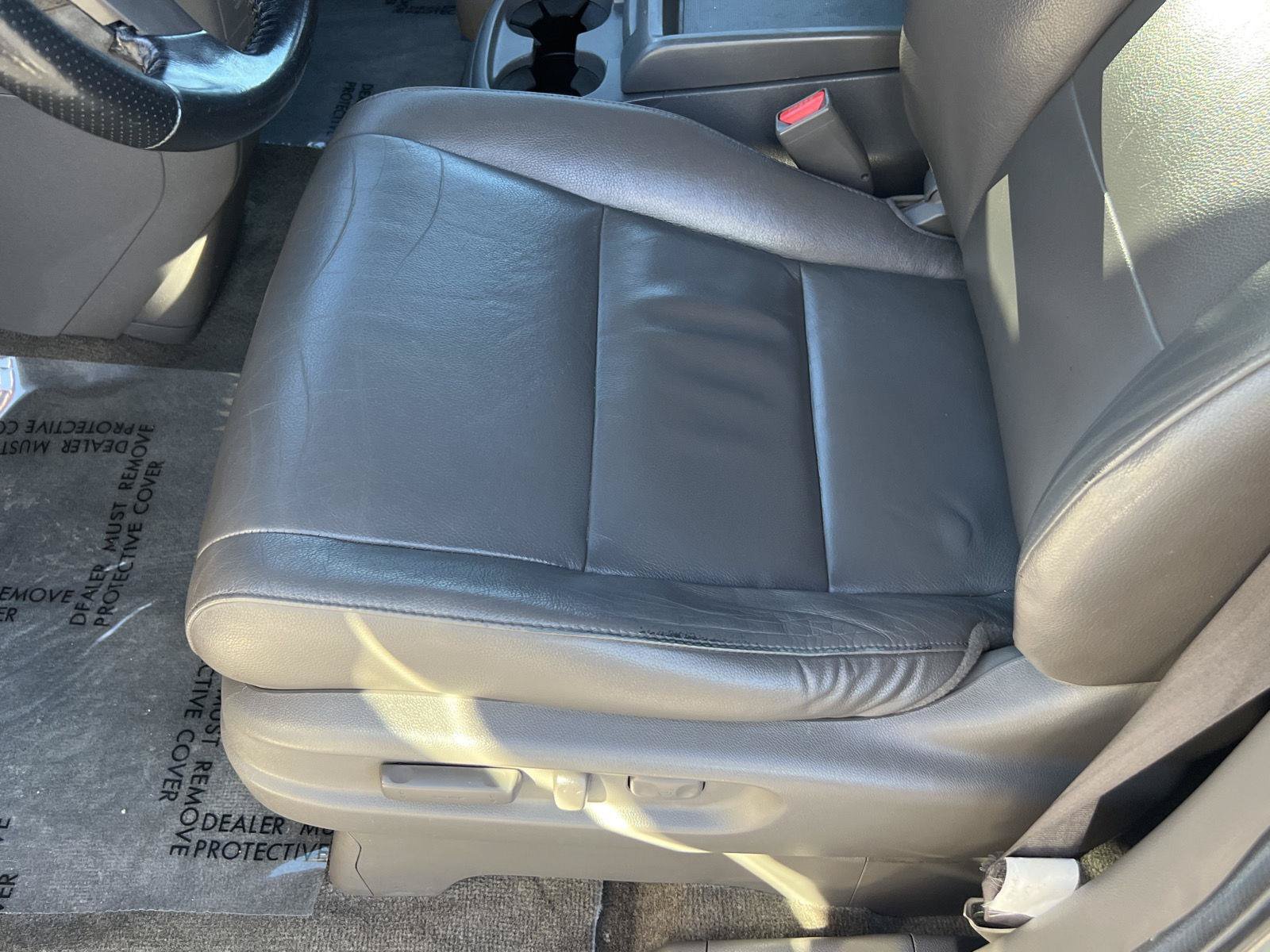 Used 2013 Honda Odyssey Touring image 26
