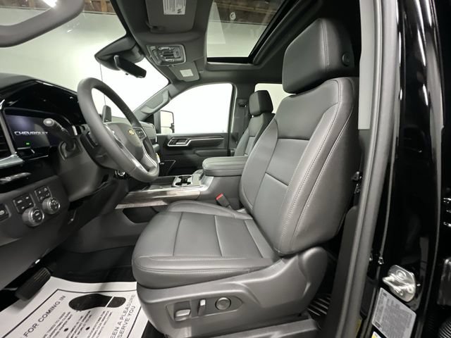 New 2026 Chevrolet Silverado 2500 LTZ w/ LTZ Plus Package AWD/4WD image 21
