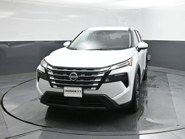 Used 2025 Nissan Rogue SV FWD image 8