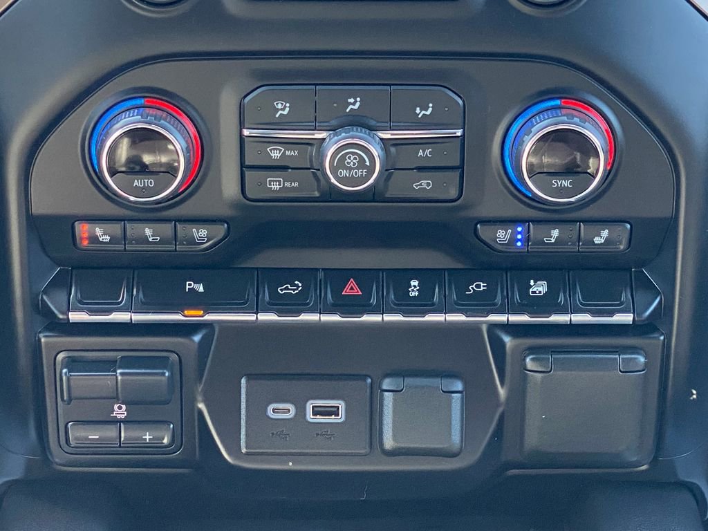 Used 2021 Chevrolet Silverado 1500 High Country w/ Max Trailering Package AWD/4WD image 26