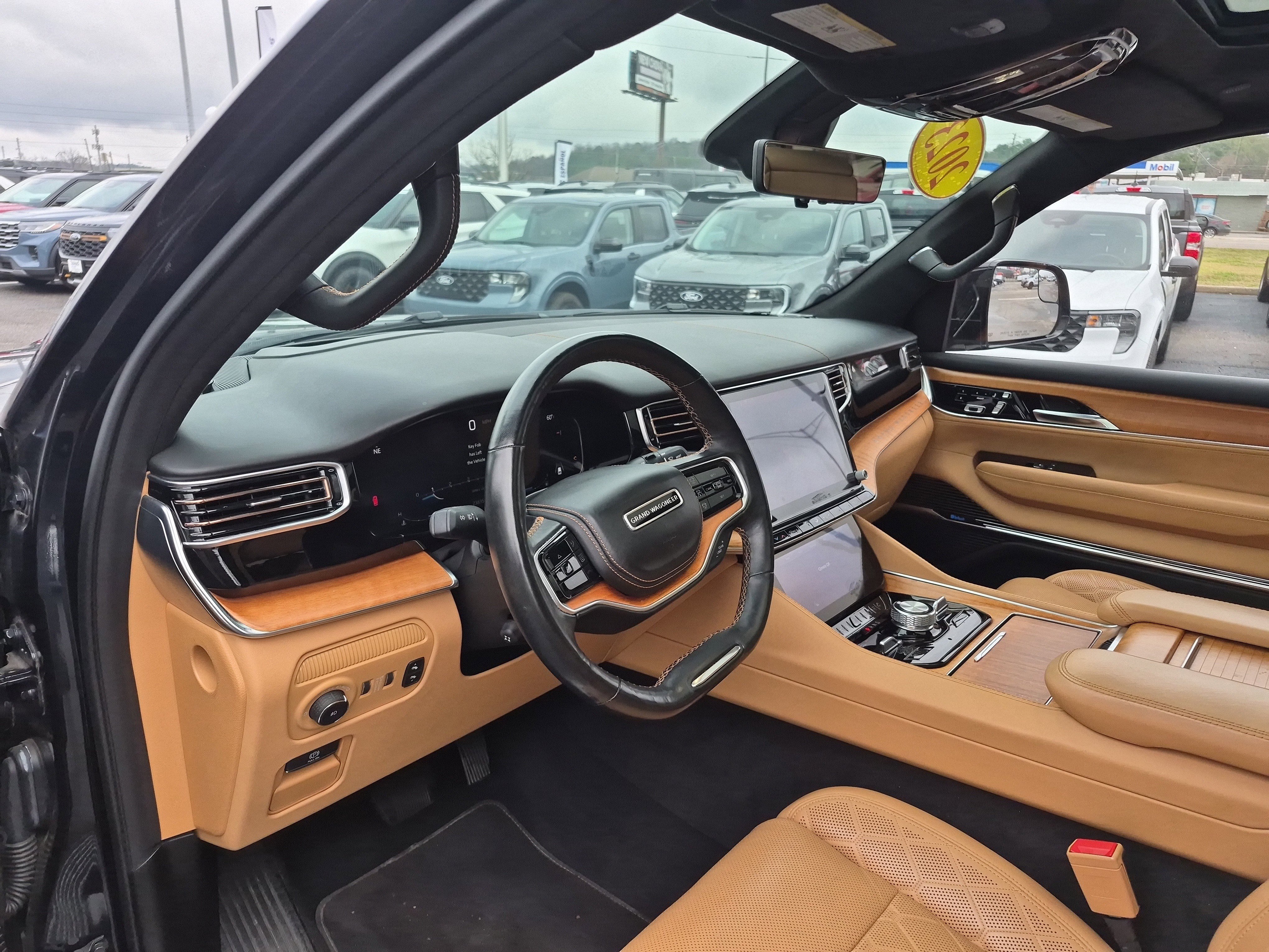 Used 2023 Jeep Grand Wagoneer L Series III image 13