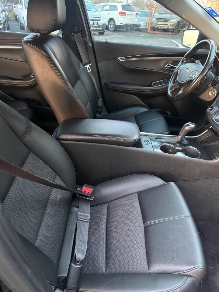 Used 2017 Chevrolet Impala LT image 10