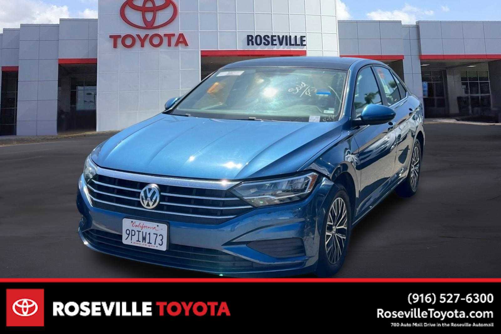 Used 2020 Volkswagen Jetta SE w/ SE Cold Weather Package