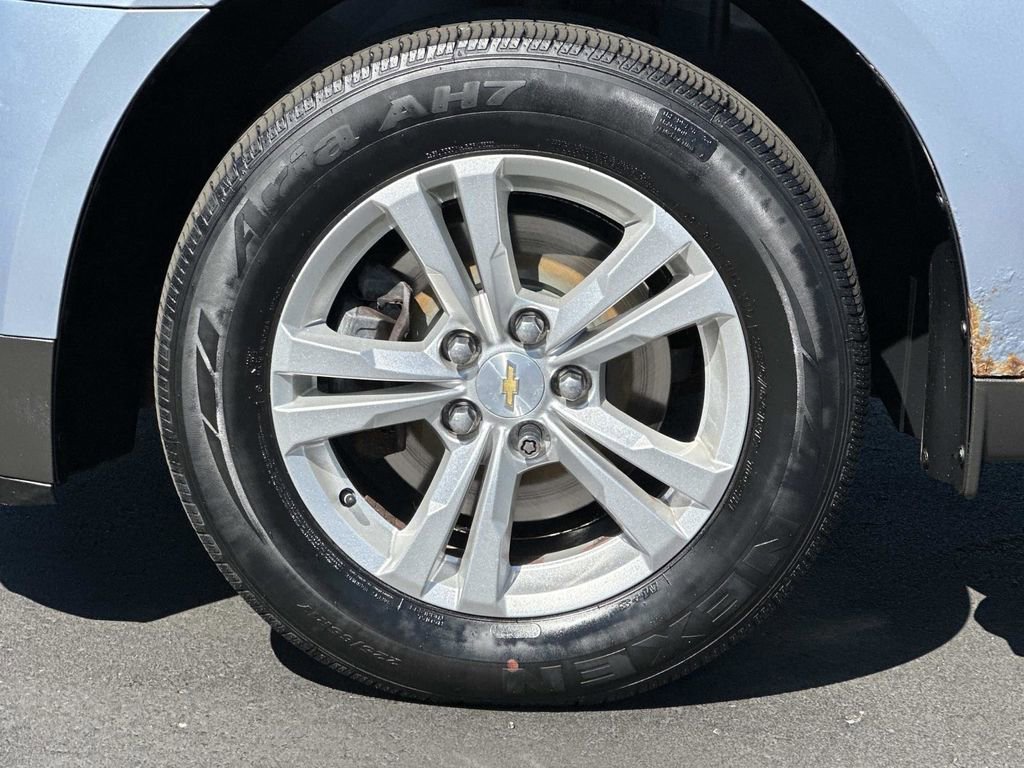 Used 2015 Chevrolet Equinox LS FWD image 9
