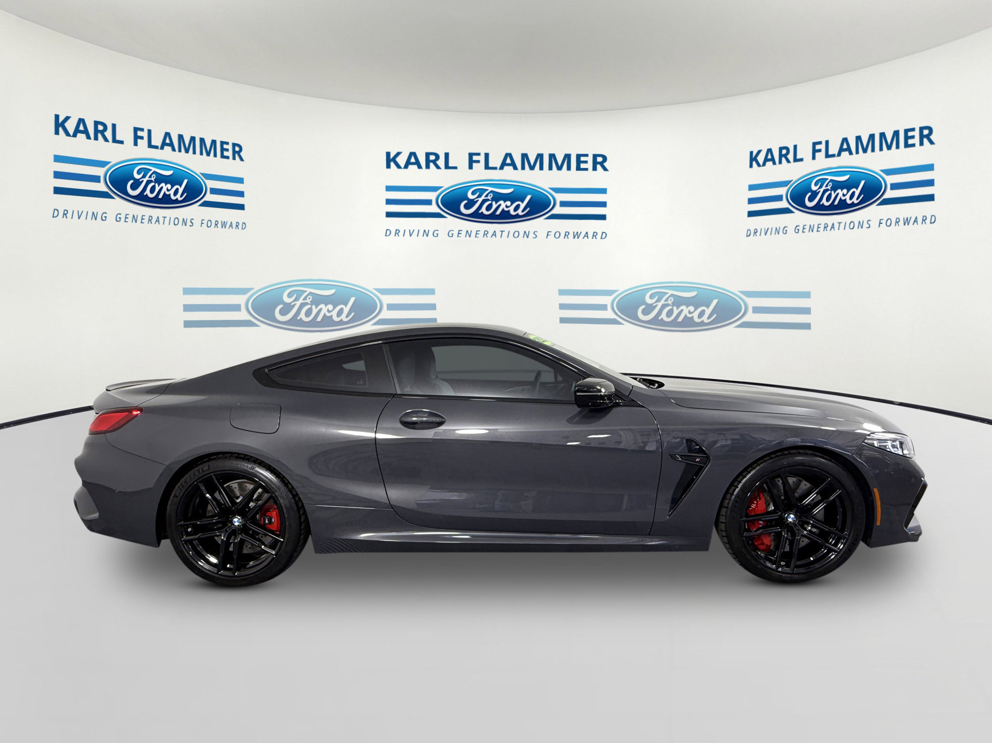 Used 2022 BMW M8 Competition image 2