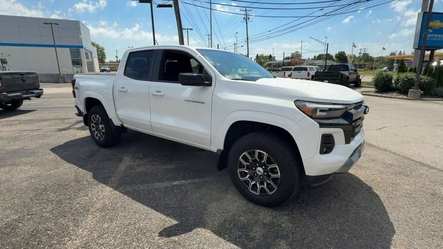 Certified 2024 Chevrolet Colorado Z71 w/ Z71 Convenience Package 2 AWD/4WD image 2
