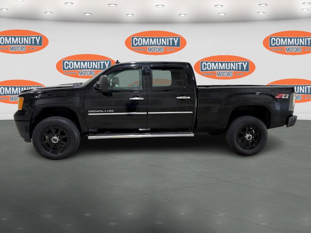 Used 2013 GMC Sierra 2500 Denali image 2