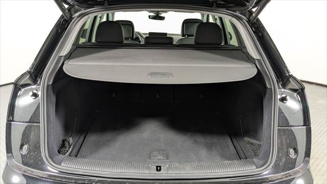 Used 2023 Audi Q5 2.0T Premium Plus w/ Premium Plus Package AWD/4WD image 17