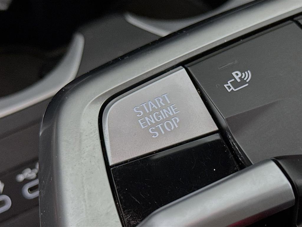 Certified 2024 BMW X2 xDrive28i w/ Technology Package image 19