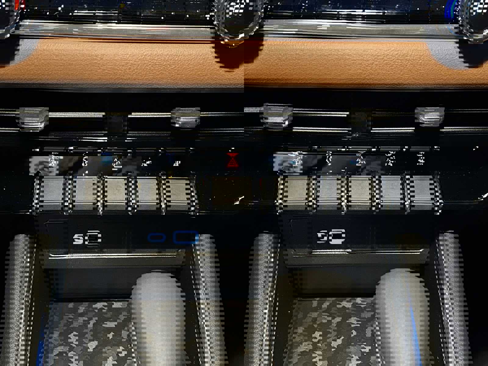 New 2026 GMC Canyon AT4 image 25