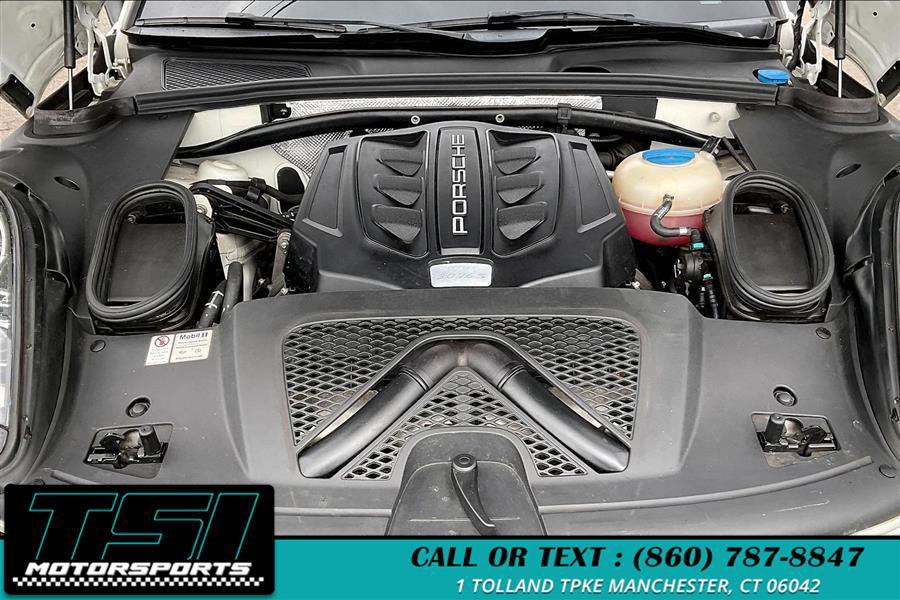 Used 2017 Porsche Macan S AWD/4WD image 10