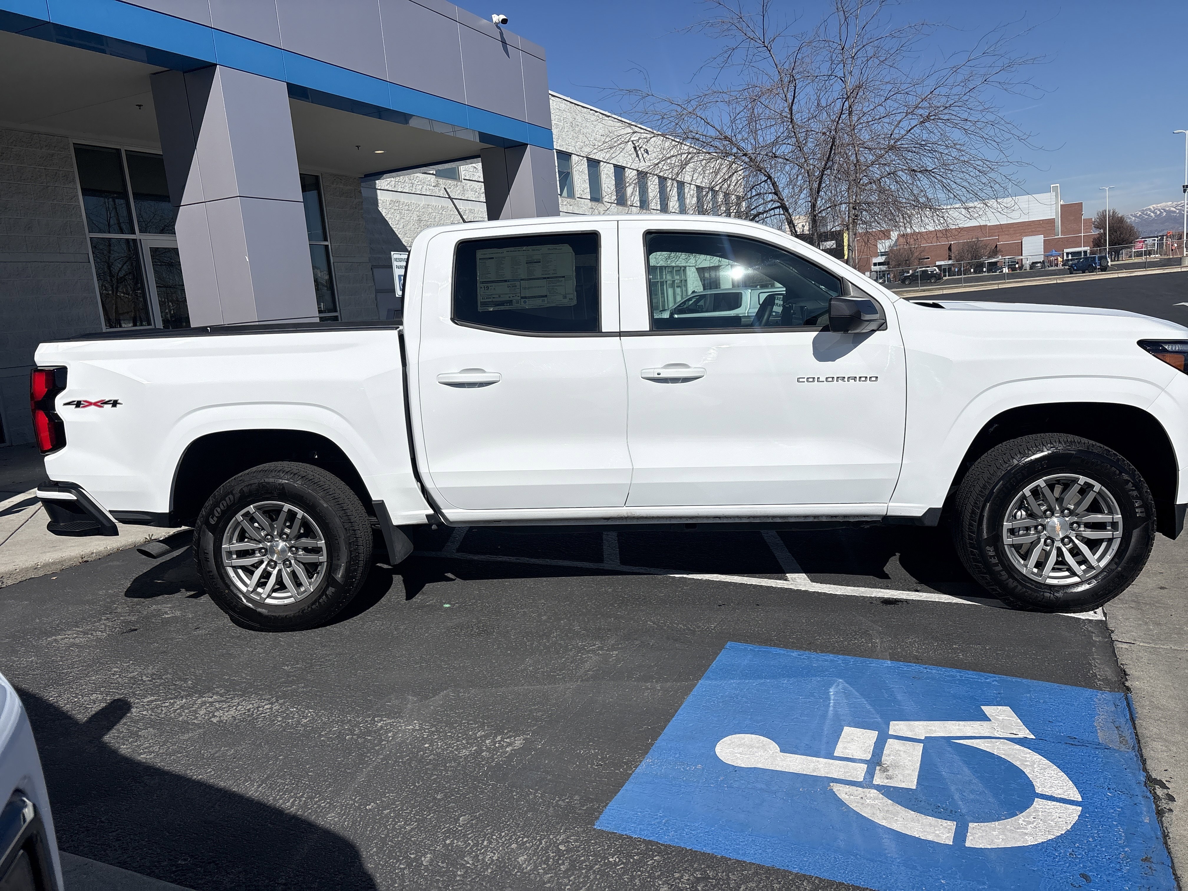 New 2026 Chevrolet Colorado LT w/ LT Convenience Package image 6