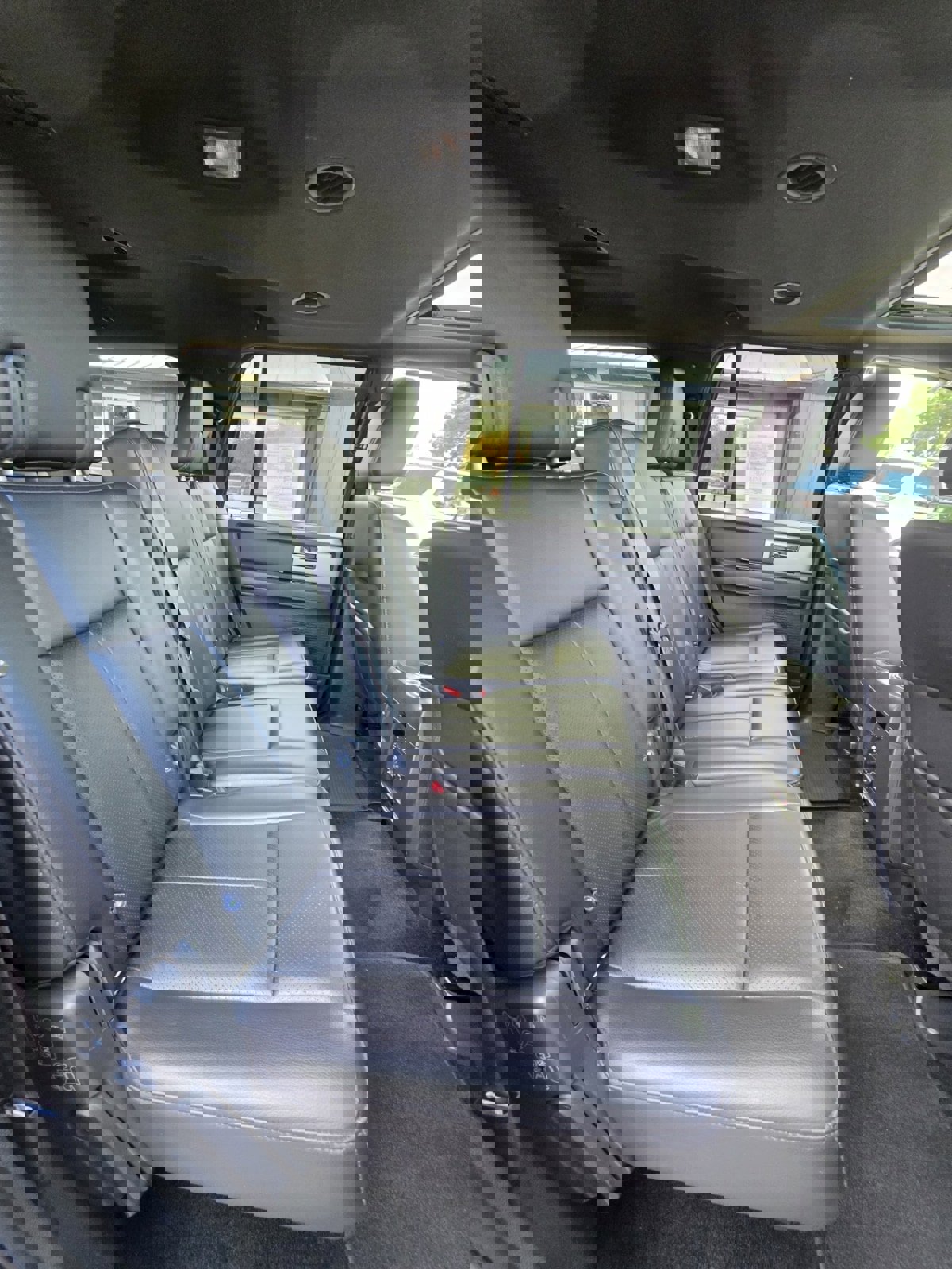 Used 2014 Ford Expedition Limited w/ Equipment Group 301A AWD/4WD image 12