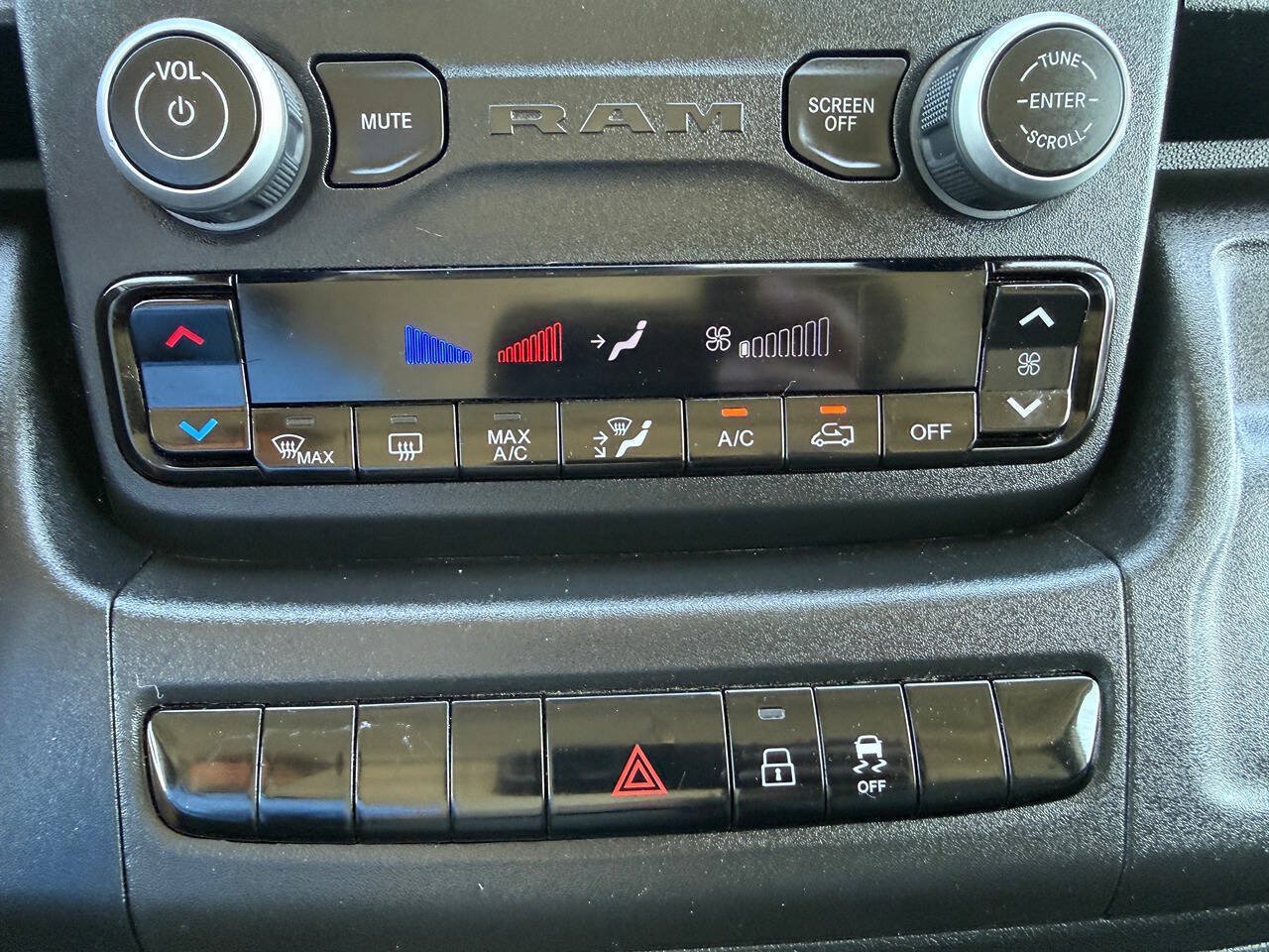 Used 2023 RAM ProMaster 1500 FWD image 33
