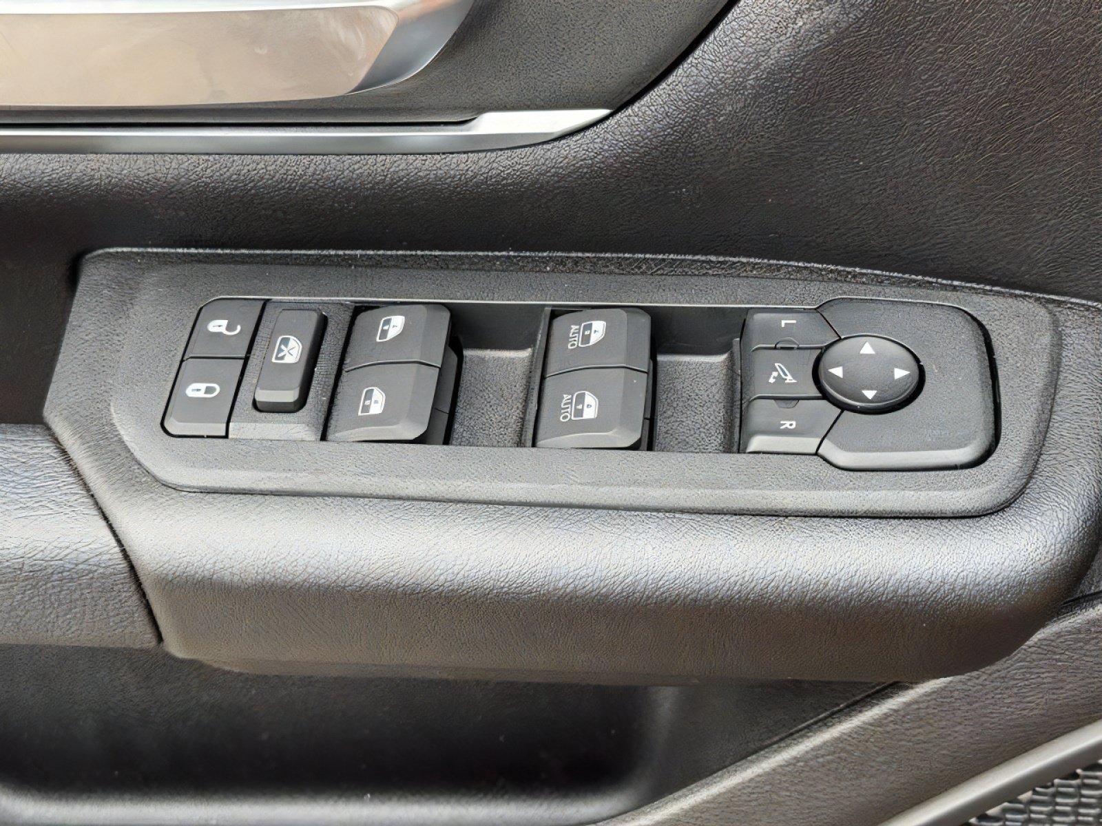 New 2026 RAM 1500 Big Horn AWD/4WD image 16