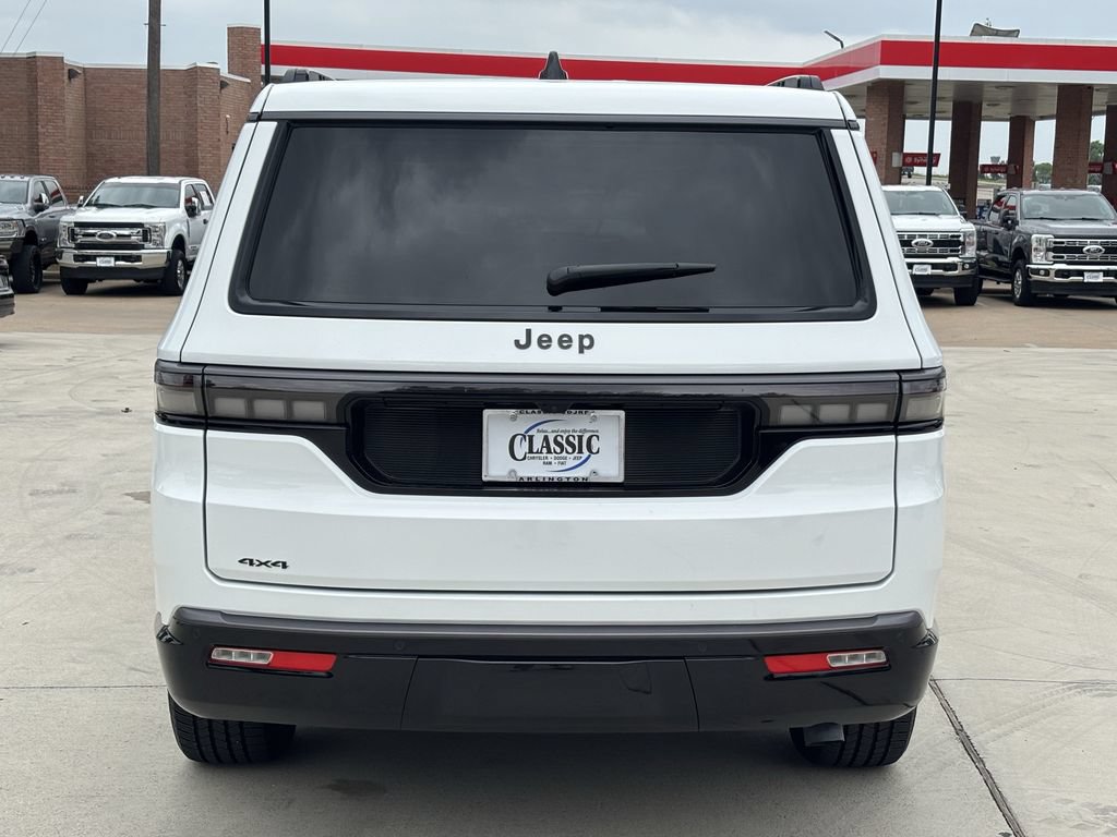 Used 2026 Jeep Grand Wagoneer Limited w/ Premium Group II AWD/4WD image 4
