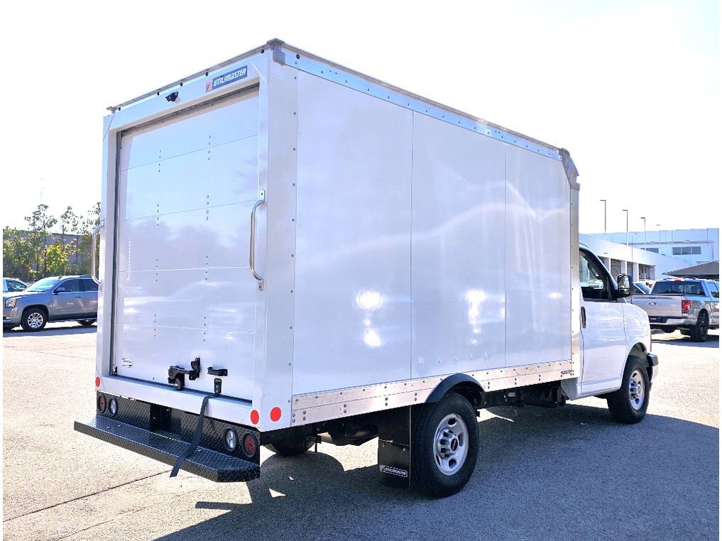 New 2025 GMC Savana 3500 w/ Power Convenience Package RWD image 8