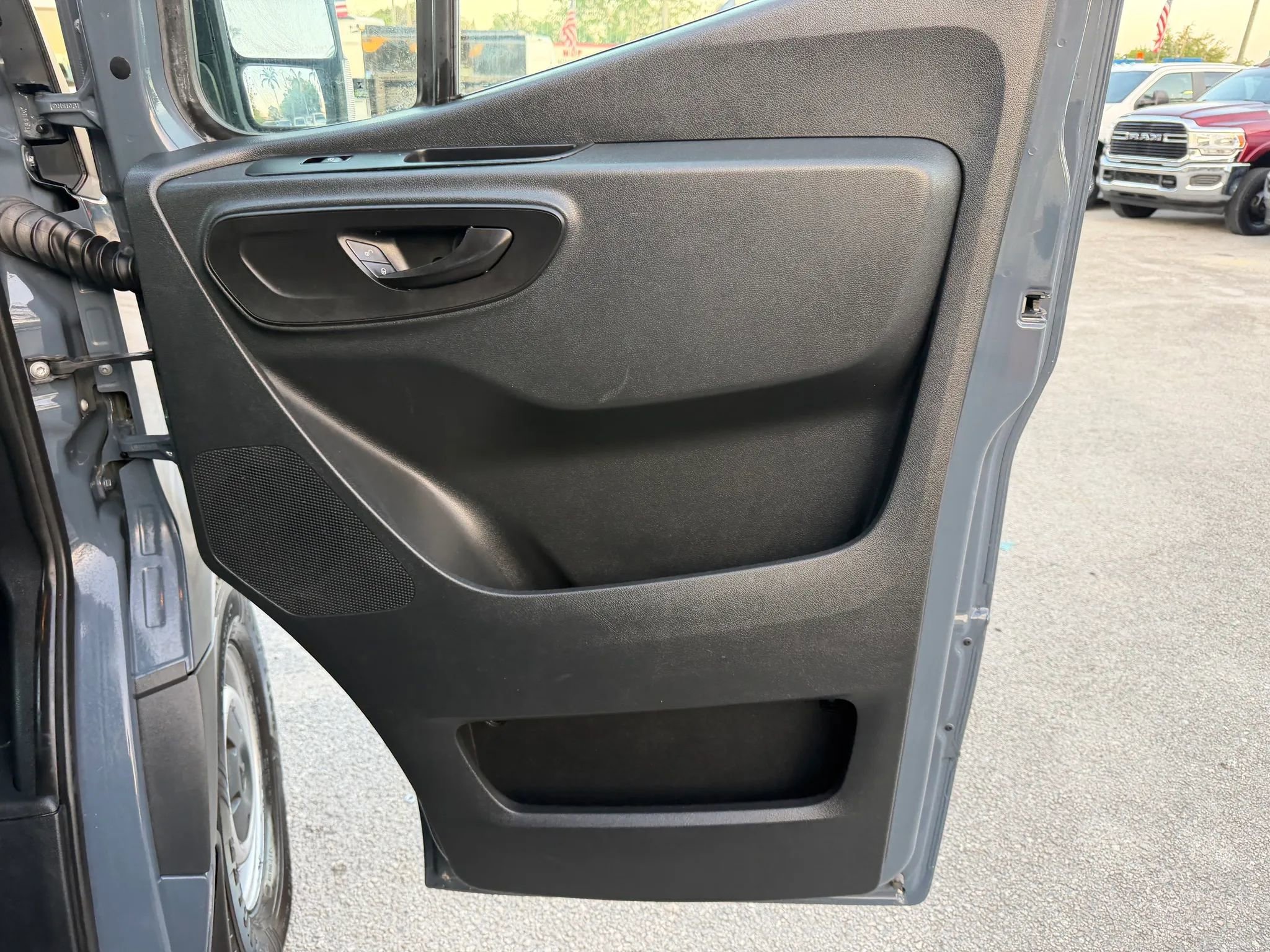 Used 2019 Mercedes-Benz Sprinter 144 image 14