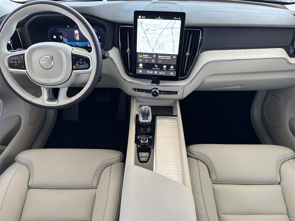 New 2026 Volvo XC60 B5 Ultra image 12