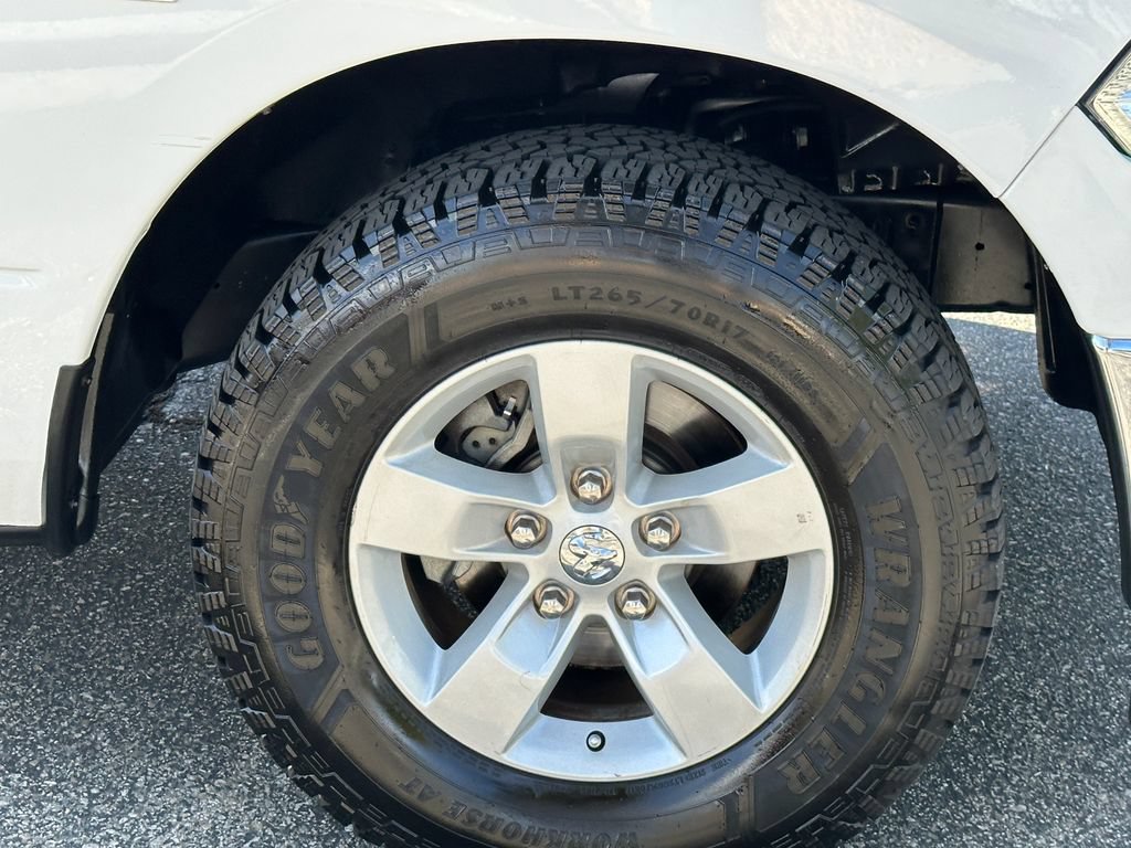 Used 2021 RAM 1500 Classic SLT RWD image 13