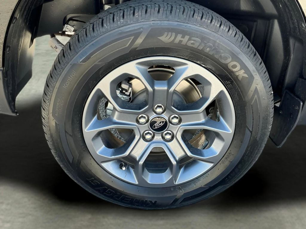 Certified 2025 Ford Maverick XLT w/ Equipment Group 302A image 15