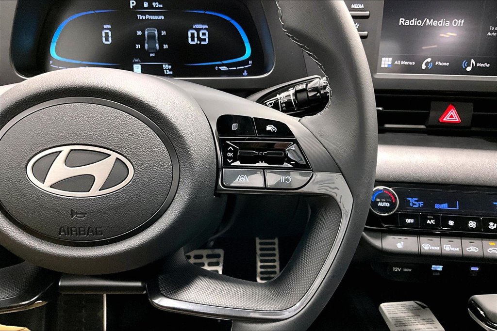 New 2026 Hyundai Elantra SEL Sport FWD image 14