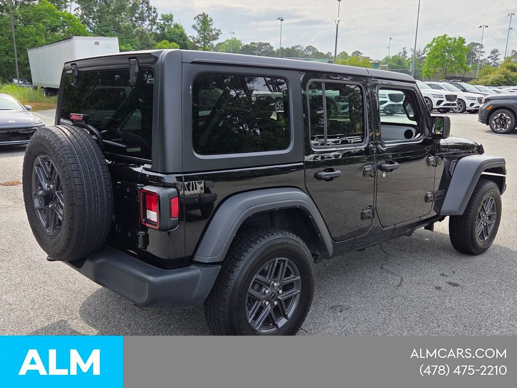 Used 2025 Jeep Wrangler Unlimited Sport AWD/4WD image 14