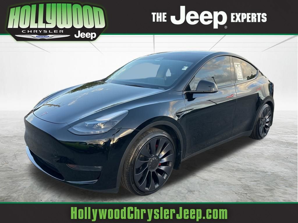 Used 2024 Tesla Model Y Performance image 1