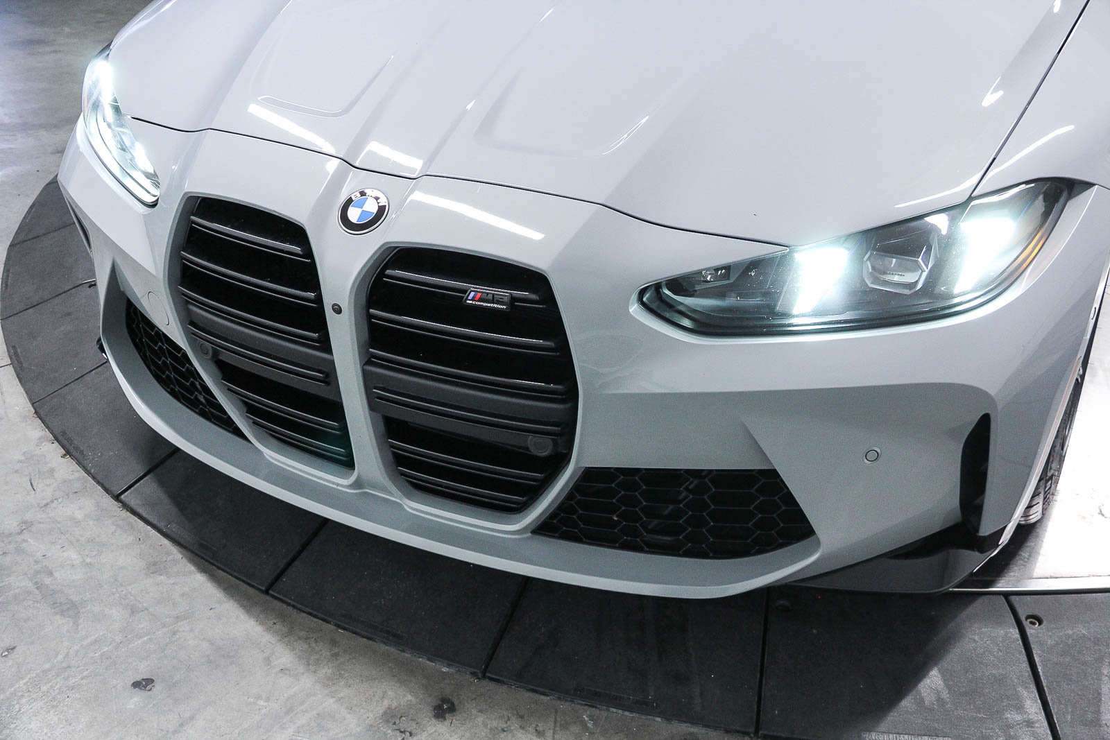 Used 2025 BMW M3 Competition w/ Executive Package image 11