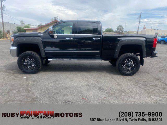 Used 2015 GMC Sierra 3500 SLT AWD/4WD image 4